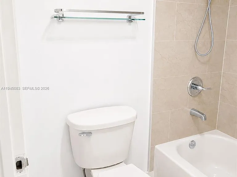 1650 NE 115th St #505 — Photo 13