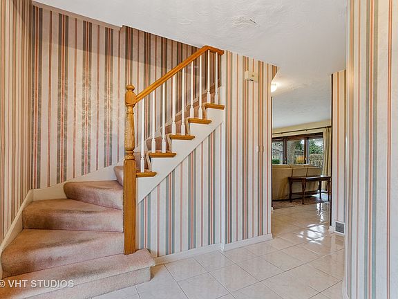 3rd image of 315 W Haven Dr