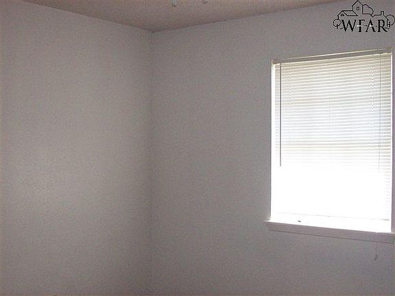 5th image of 2815 McGaha Ave