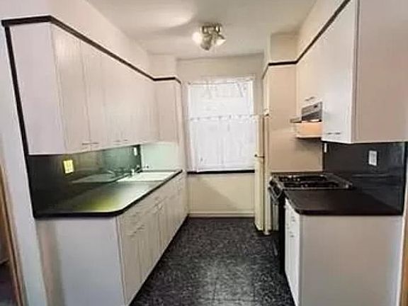 4th image of 1639 79th St APT 1