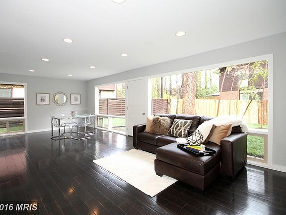 3rd image of 4179 Elizabeth Ln