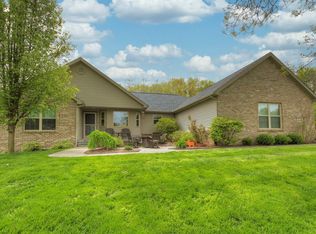 177 Sunset Pines Dr, Howell, MI 48843