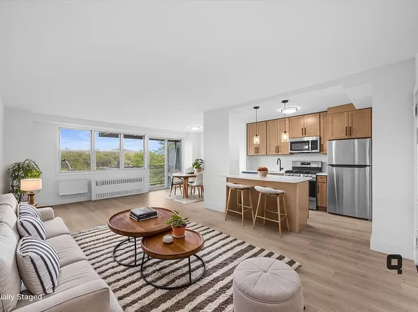 825 Morrison Ave APT 4G, Bronx, NY 10473