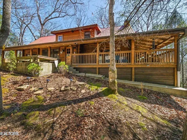244 Palmer Rd, Gatlinburg, TN 37738