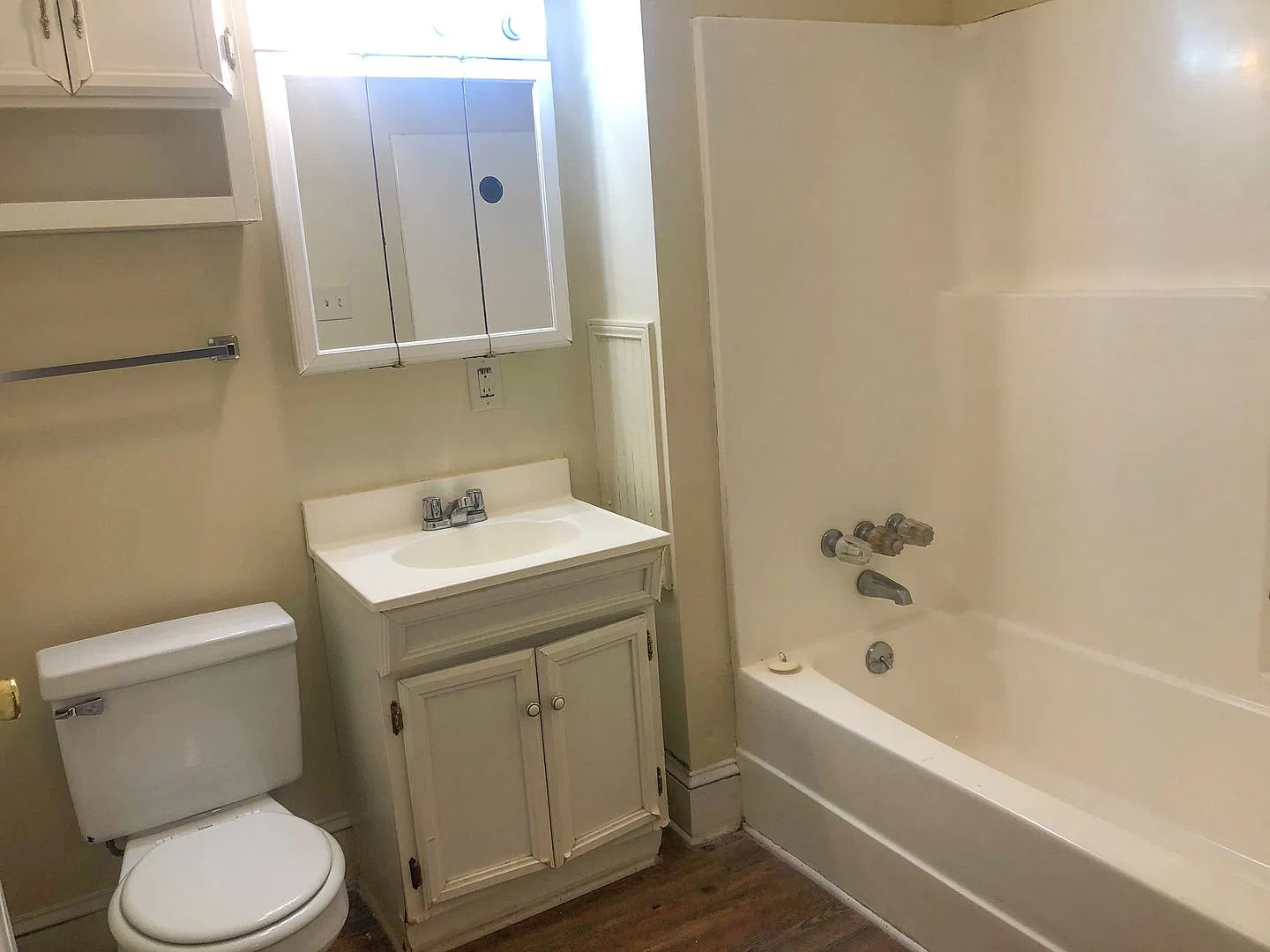 4 bed, 1508 sqft, $5,400 — Photo 4