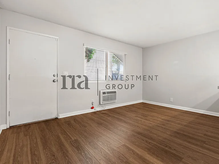 2405 Adams Ave #2 — Photo 10