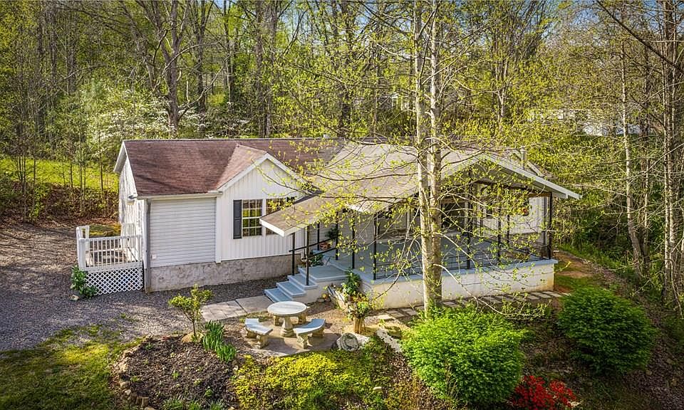 1st image of 108 Forge Mill Estates Dr
