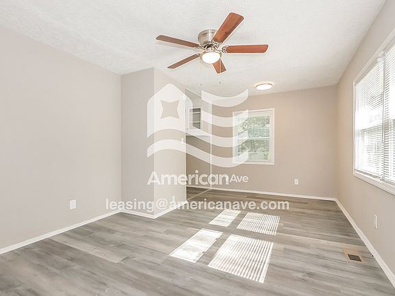 1863877_003_wm_-_living_room_12932874.jpg