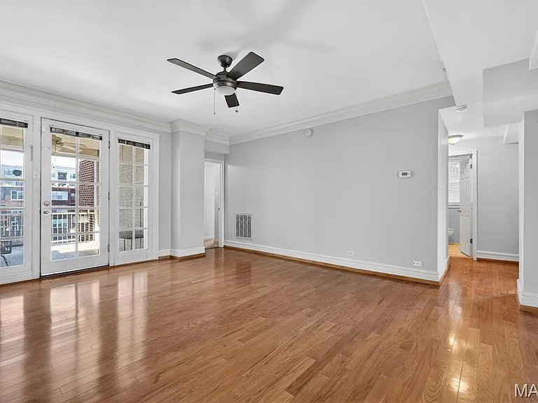 5510 Waterman Blvd #202 — Photo 6