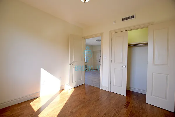 Rented by null | media 22