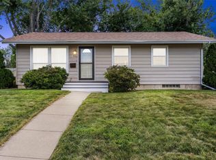 185 School St, Marion, IA 52302
