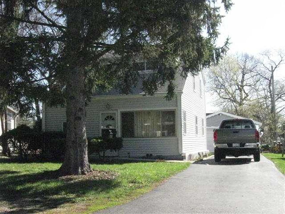 1st image of 33545 N Idlewild Dr
