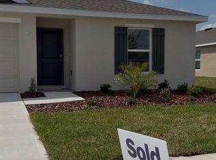 3009 Pink Gerbera Sq, Plant City, FL 33566