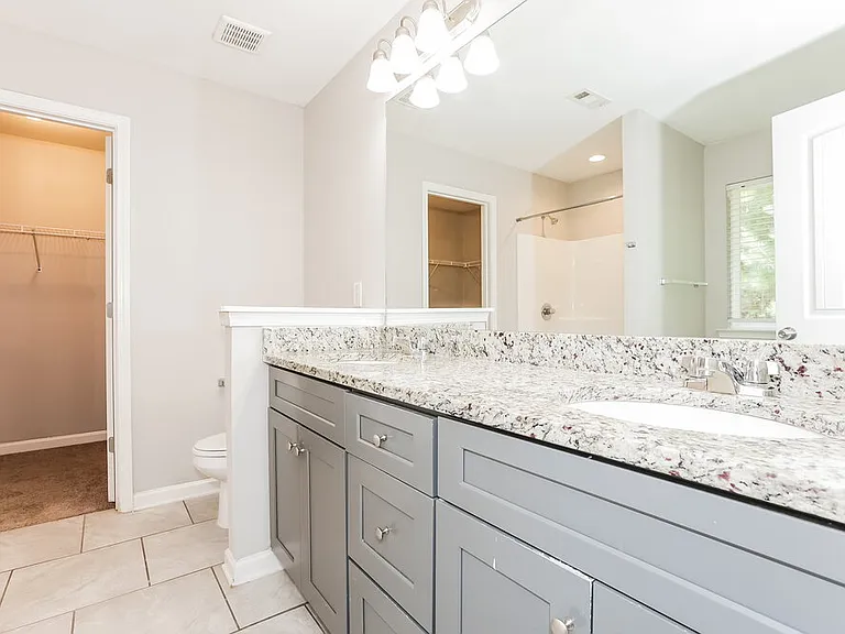 412 Fieldcrest Dr — Photo 11