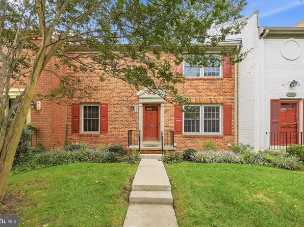 6003 Queenston St, Springfield, VA 22152