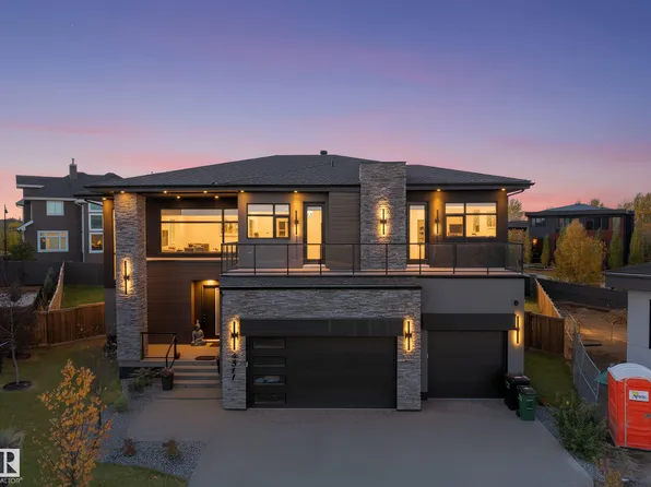 4511 Wingfield Bay NW, Edmonton, AB T6W 2E1