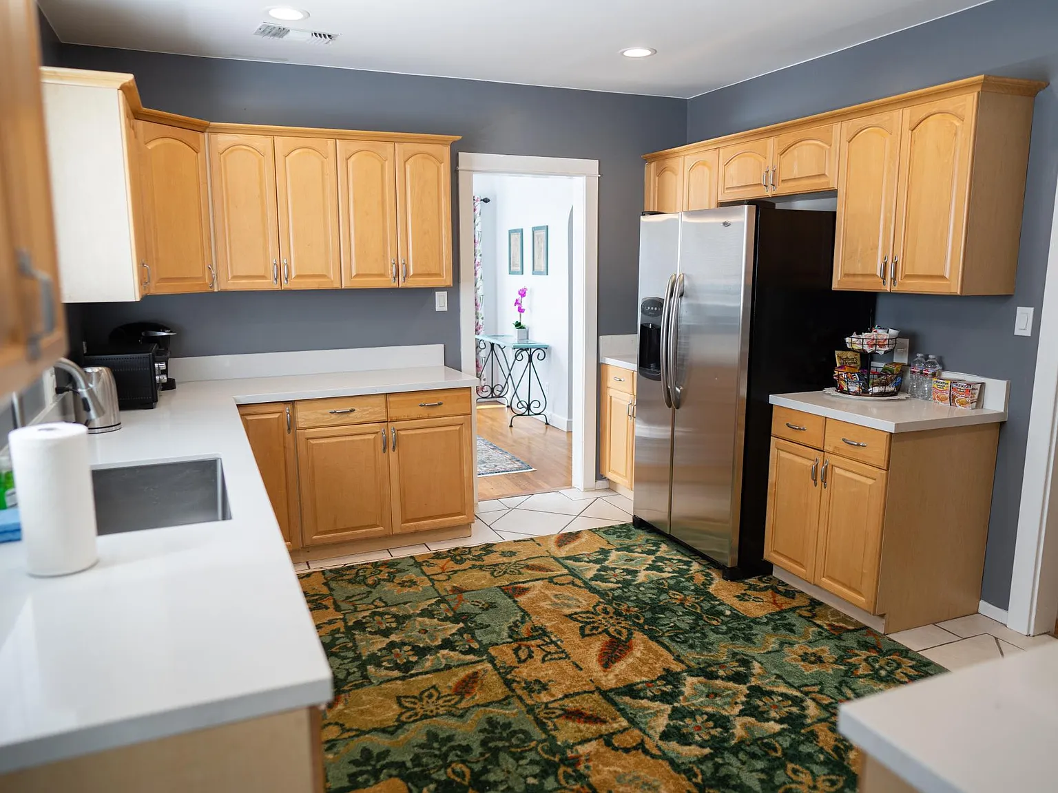 3 bed, 1700 sqft, $6,500 — Photo 4
