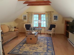 9 W District Rd, Unionville, CT 06085