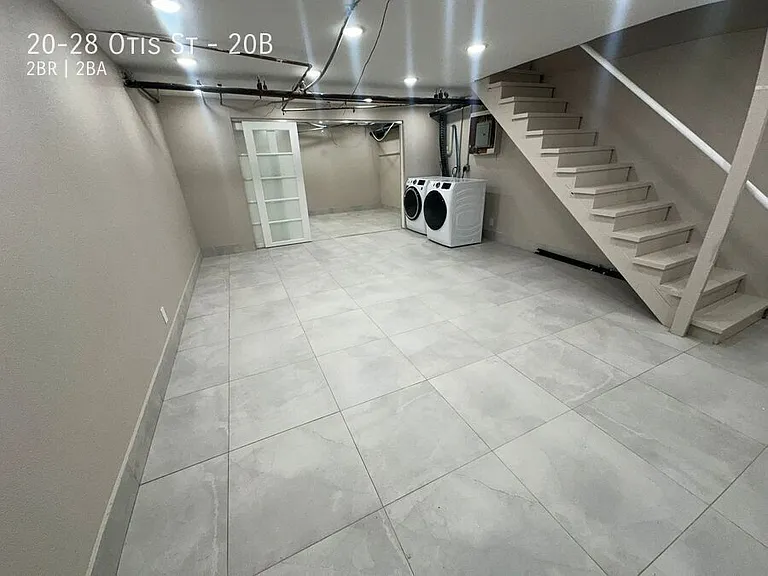 20-28 Otis St #20B — Photo 16