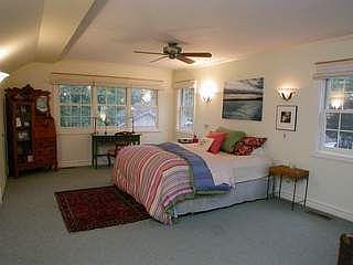 5th image of 7866 Park Ave