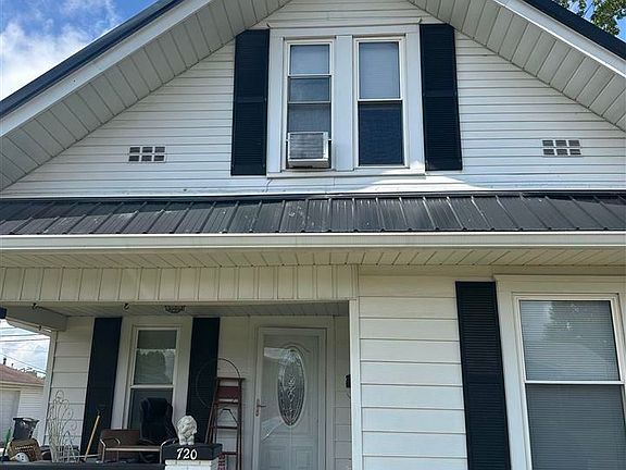 2nd image of 720 Lee St