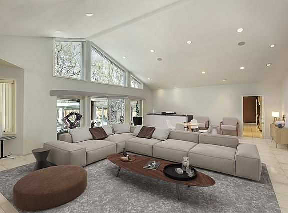 4th image of 2860 Hillcrest Ln