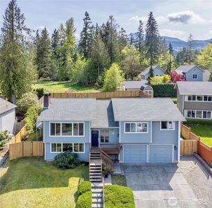 910 E Benjamin Avenue, Port Angeles, WA, 98362