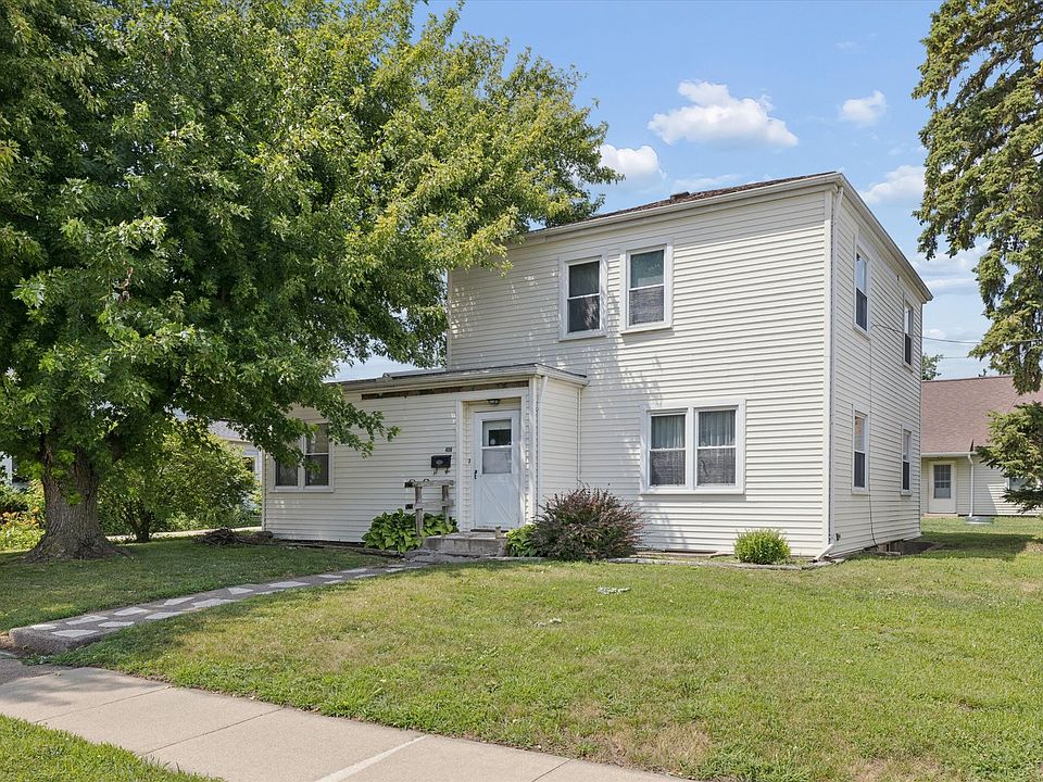 1st image of 406 11th St