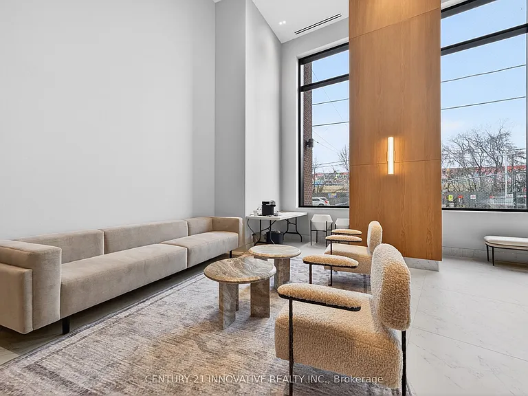 1185 Dupont St #602 — Photo 21