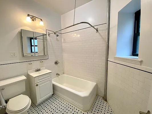 Rented by Corcoran | media 30