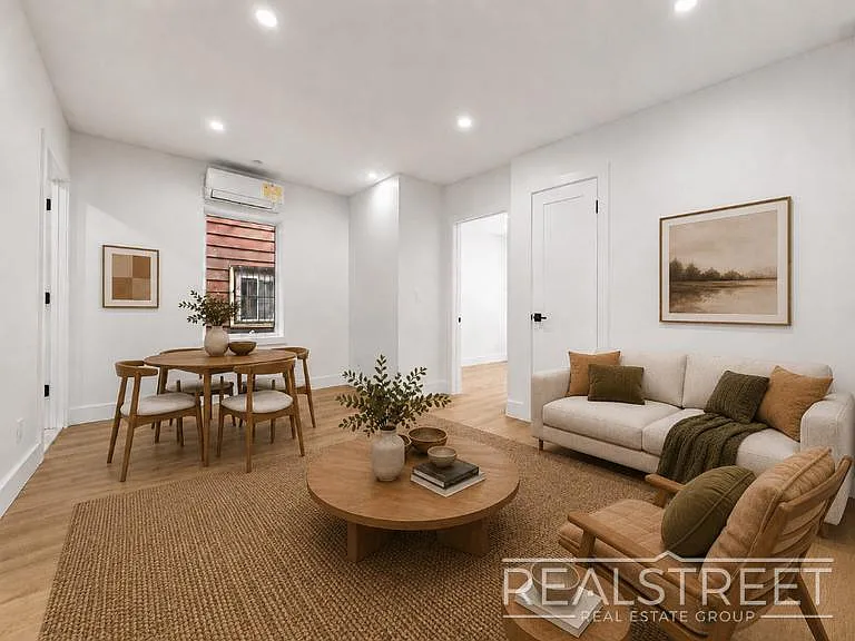 1260 Prospect Place — Photo 3