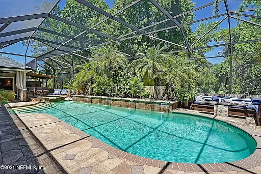 1555 Lakeway Dr — Photo 35