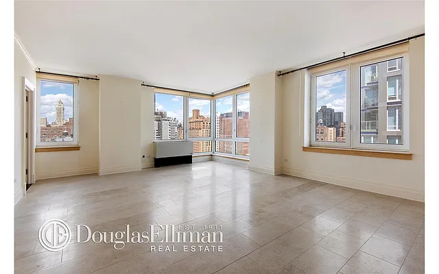 Rented by Douglas Elliman | media 15