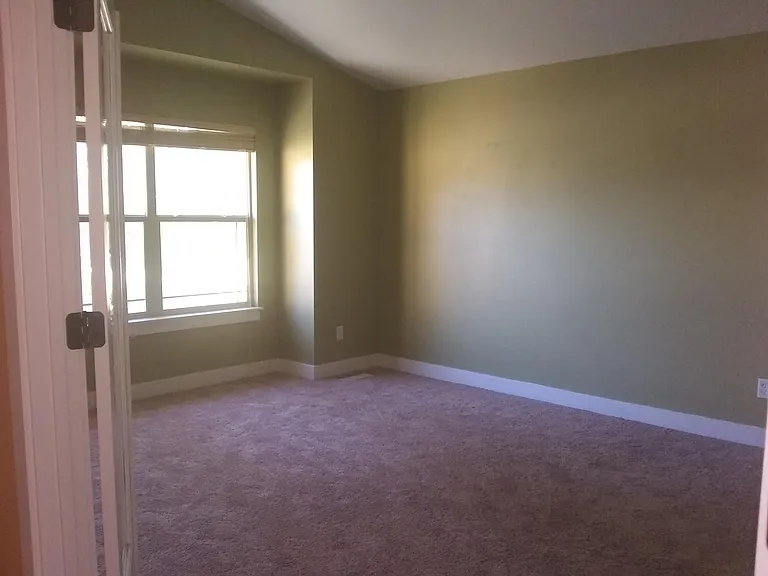 9576 W Silverspring St — Photo 5