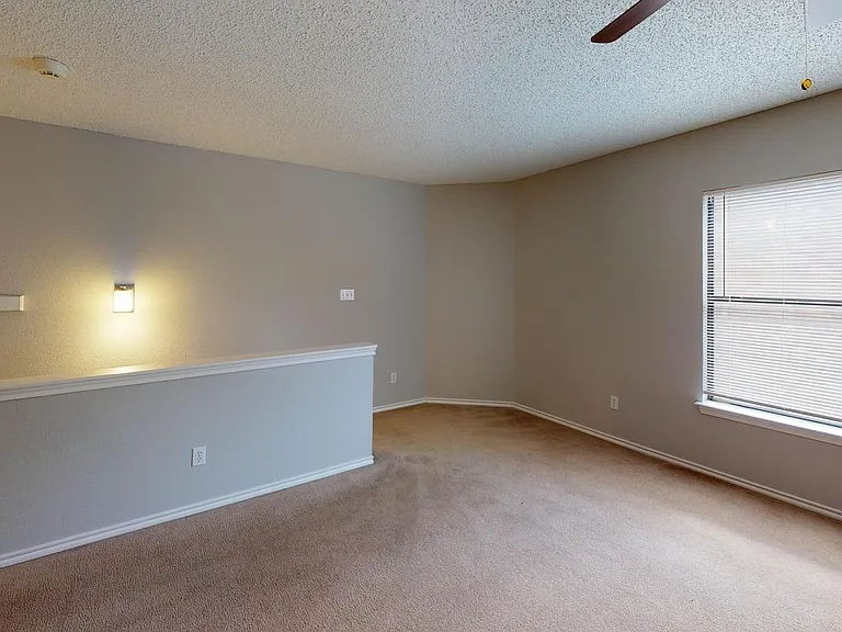 7900 Bramble Bush Dr — Photo 10