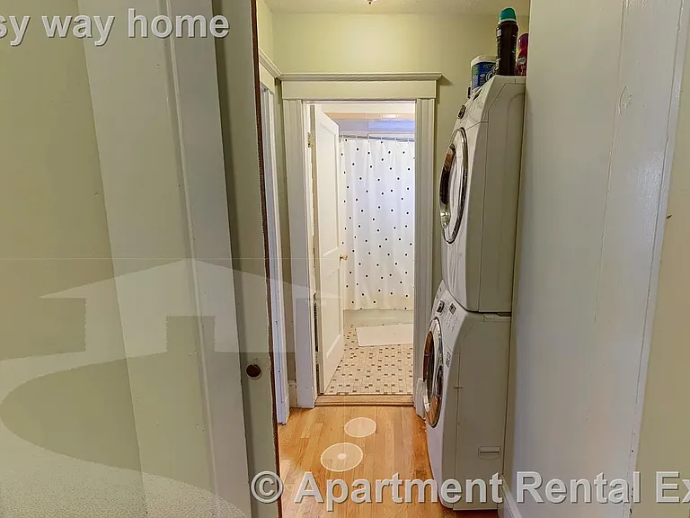 18 Bond St #2 — Photo 5