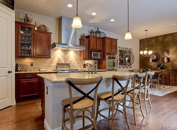 Kitchen island