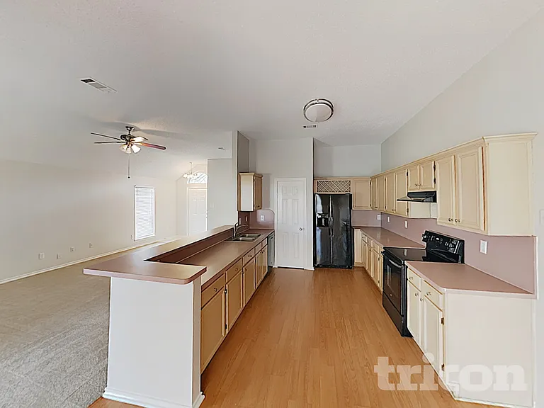 1415 Develon Dr — Photo 5