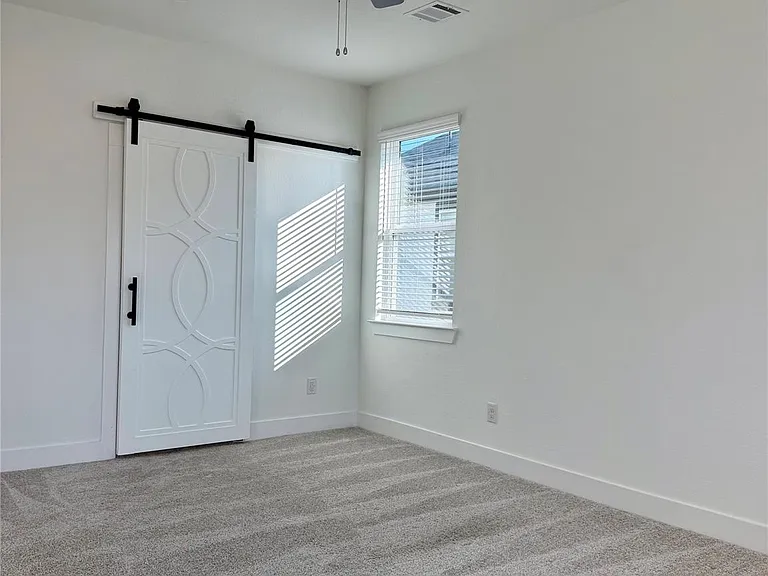 1442 Shaded Rock Dr — Photo 12