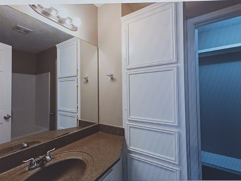 1st image of 1600 W Dove Ave APT 34