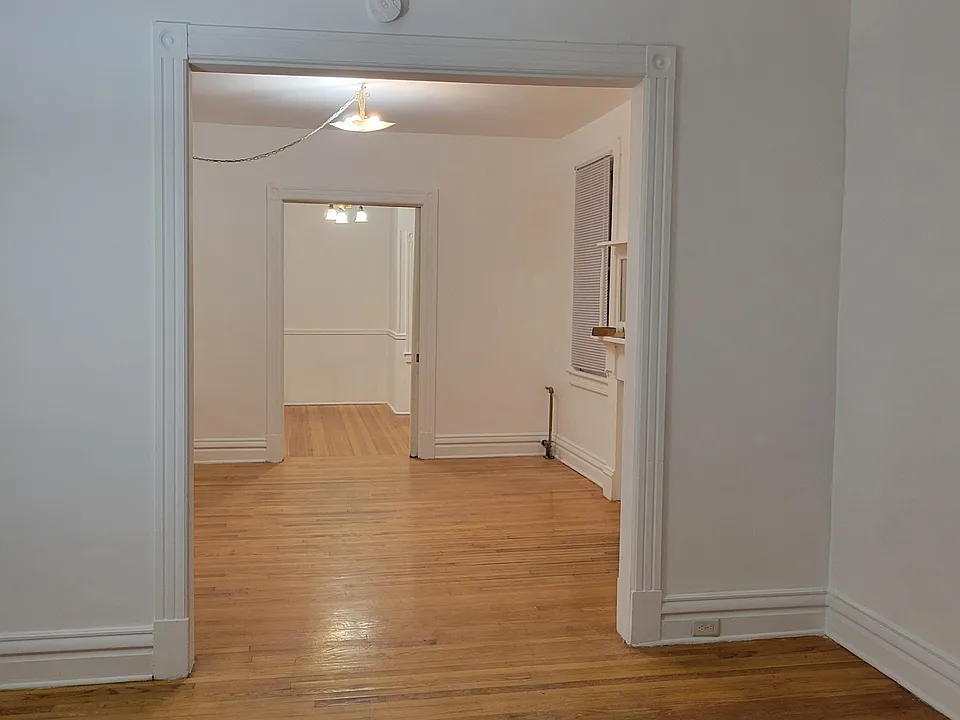 144 6th Ave #2