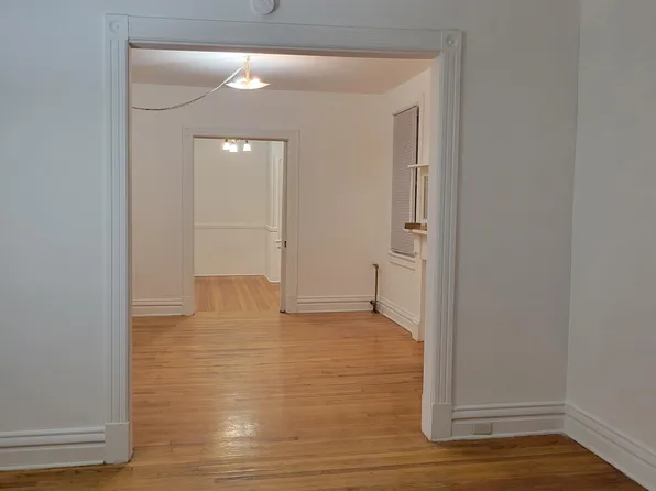 144 6th Ave APT 2, Troy, NY 12180