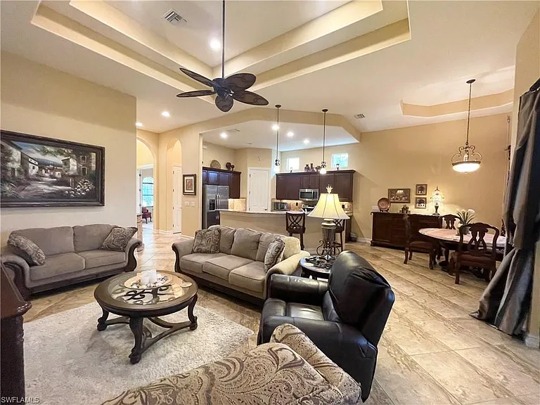 7302 Acorn Way — Photo 8