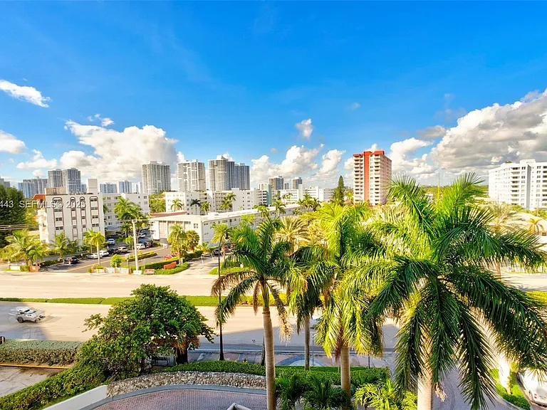 3140 S Ocean Dr #511 — Photo 33