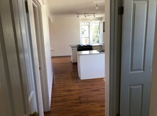 128 19th St, Pacific Grove, CA 93950