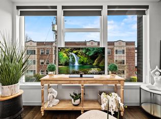 4304 SW Walker St, Seattle, WA 98116