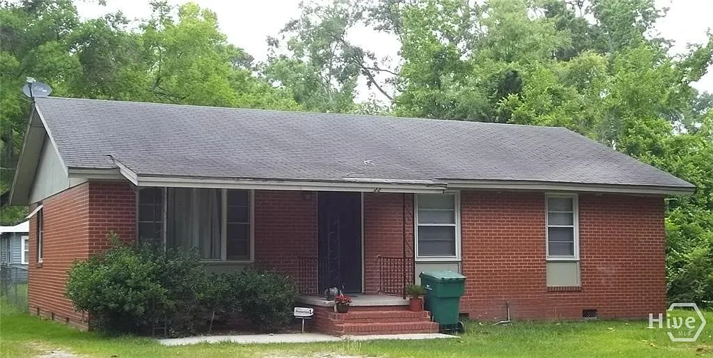 3 bed, 2.0 bath, 1247 sqft, $1,650 — Photo 1