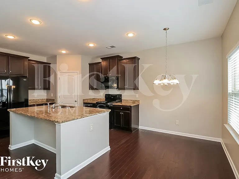 505 Mill Ridge Rd — Photo 9