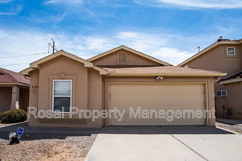 Building Photo - 1900 Cielo Oeste Pl NW