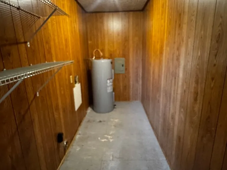 1416 Lenoir Dr — Photo 8
